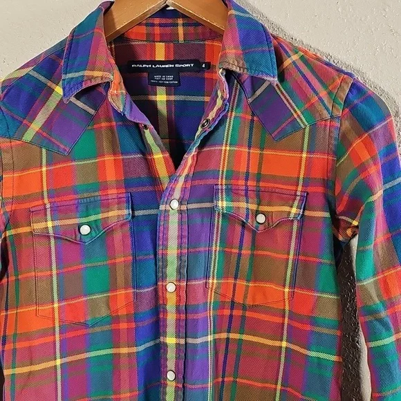 Ralph Lauren Sport Casual Button Down Shirt. - Picture 2 of 6